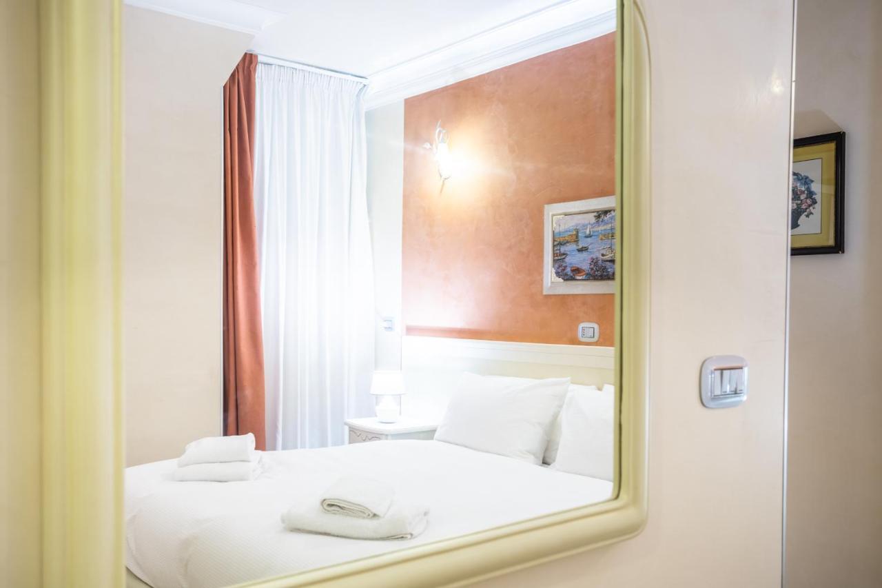 Luxury Inn Opera Рим Екстериор снимка